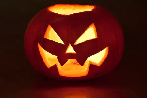 Halloween – teemakohane kalendripilt